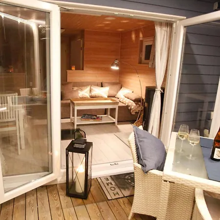 Hausboot Poseidon 1 Botel *