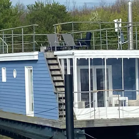 Hausboot Poseidon 1