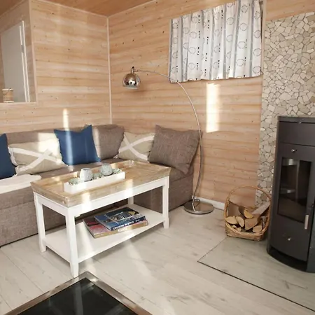 Hausboot Poseidon 1 * Großenbrode