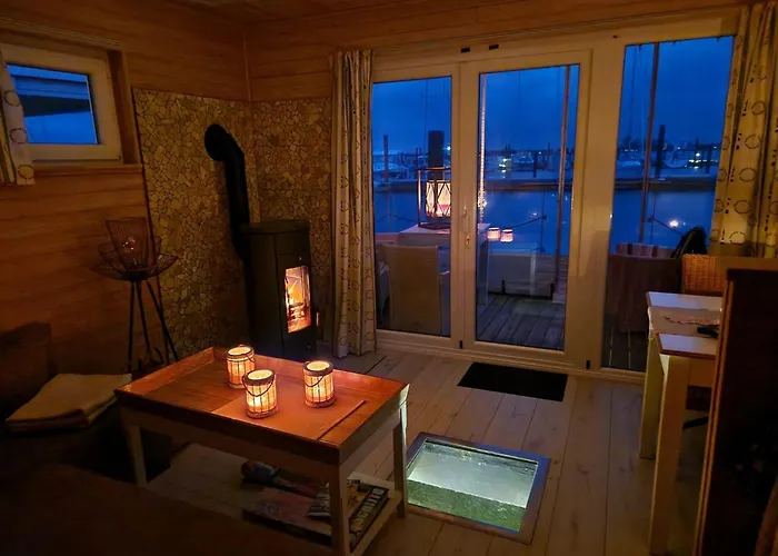 Botel Hausboot Poseidon 1